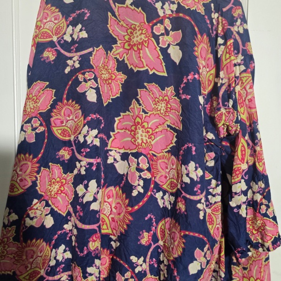 Johnny was silk  button down summer top long sleeve - Picture 1 of 2